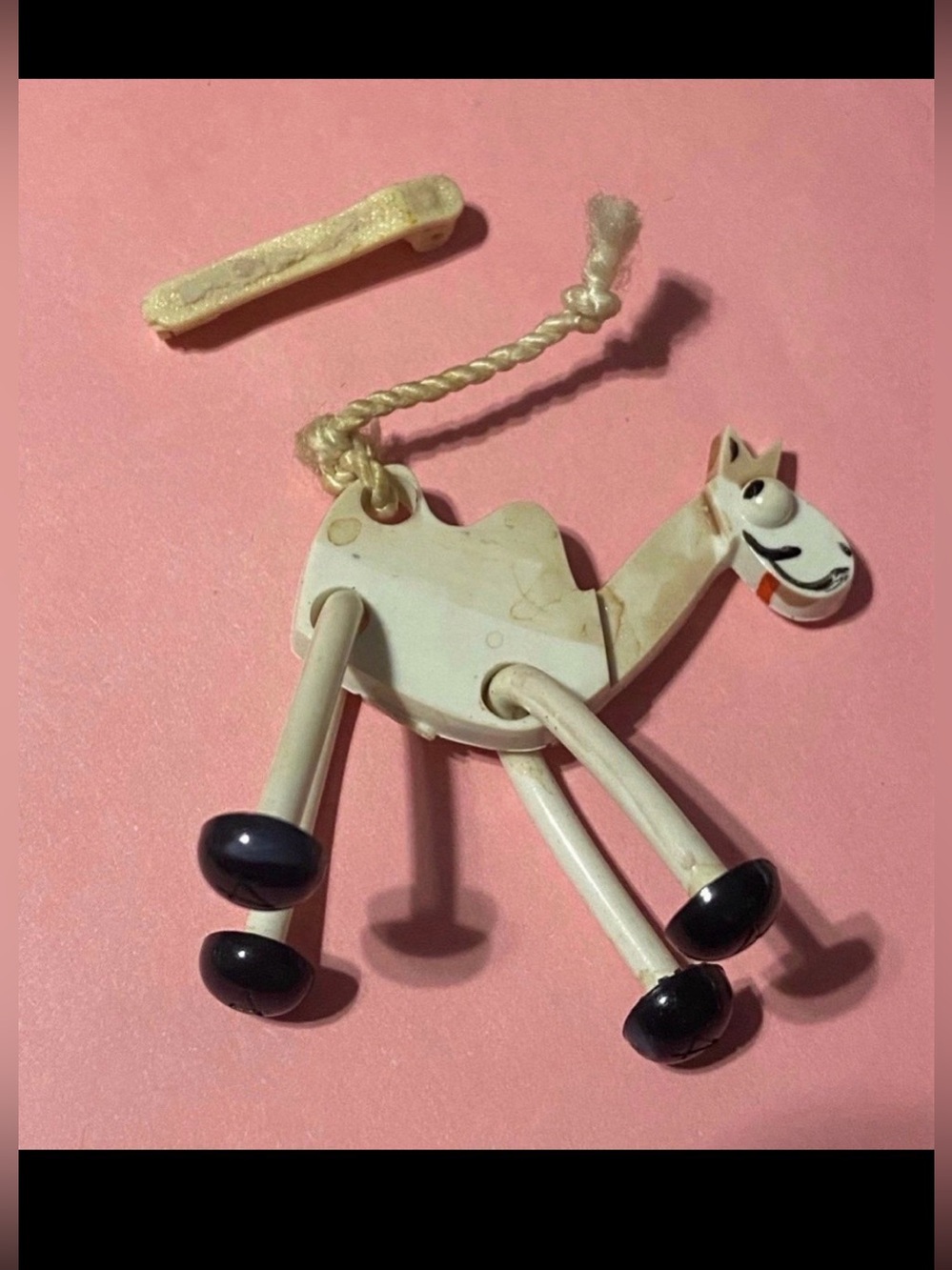 Vintage Plastic Rare Camel Pin W/ Moveable Legs #9071